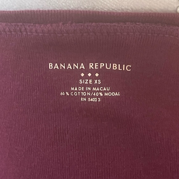 🔵5 For $15🔵 Banana Republic Maroon T Shirt - Picture 6 of 6
